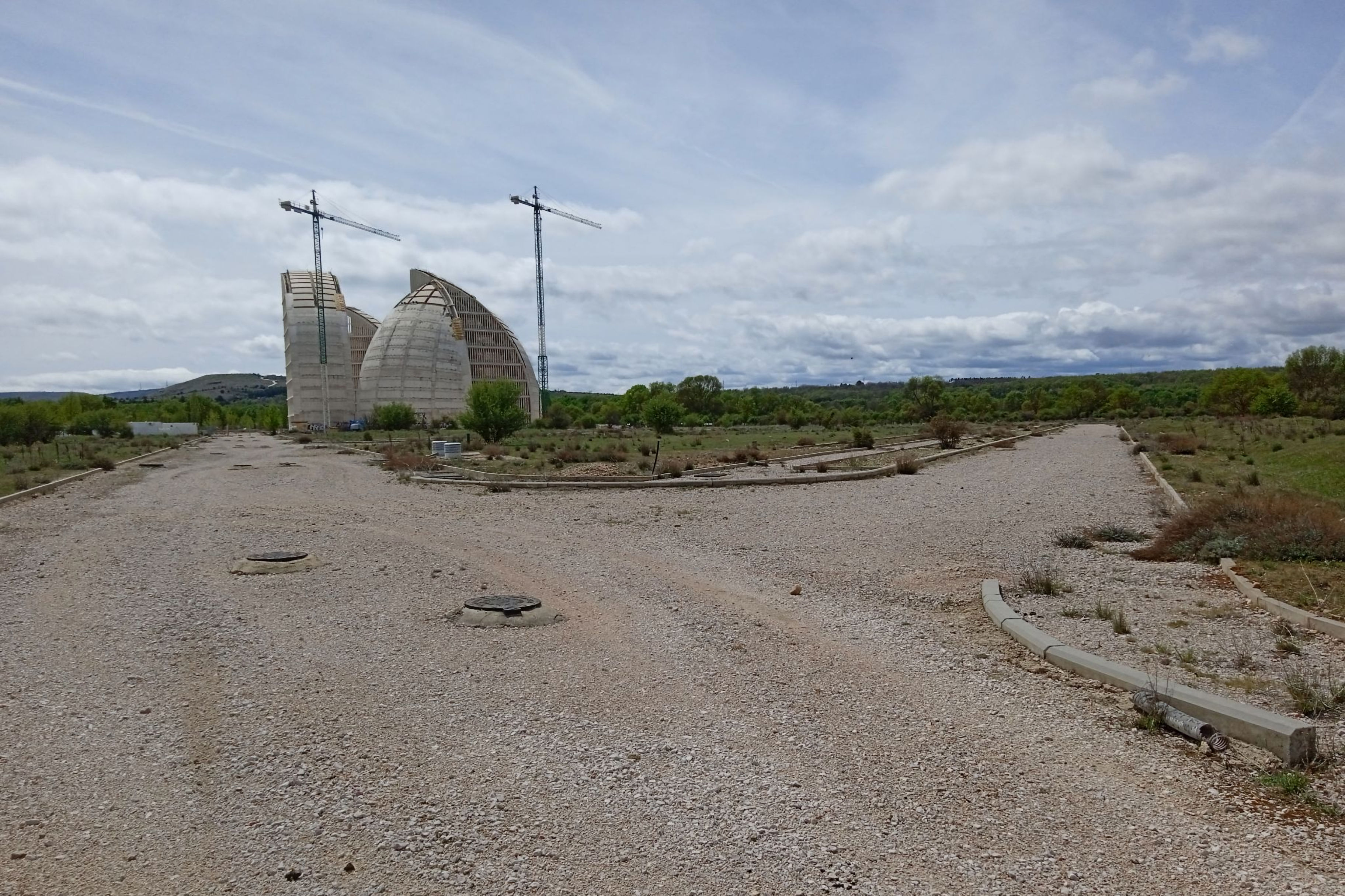 TERMINACIÓN DE LA URBANIZACIÓN DEL SECTOR I DEL PEMA EN GARRAY (SOMACYL)